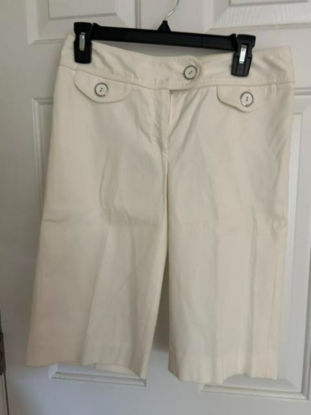 NEW White Hose Black Market Shorts